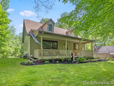 10155 Rogue Pond Dr NE