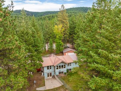 250 Sunnyside Dr