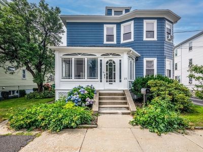 25 Saint George Ave