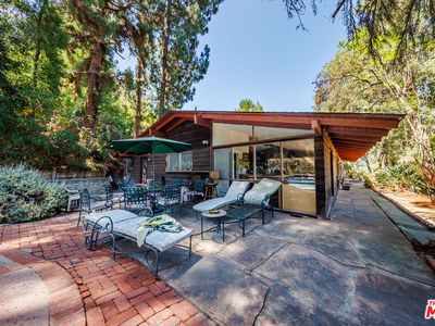 2509 Roscomare Rd