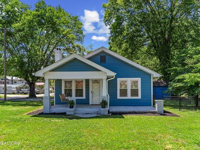 Property at 300 Hillcrest St, Clinton, TN