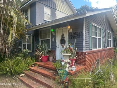 1381 HAMILTON Street