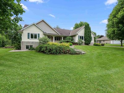 W8561 Lake George Terrace