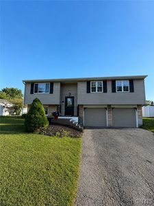 8300 Redwing Dr