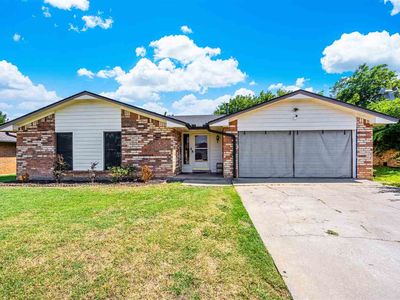 7814 NW Morrocco Dr