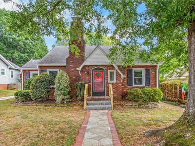 2348 Rosewood Ave