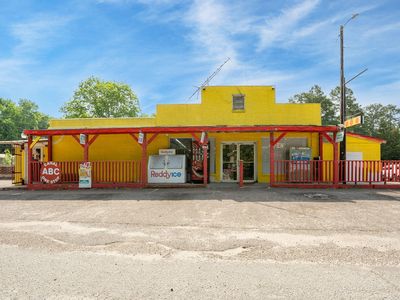 1265 Trojan Rd