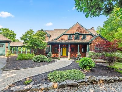 150 Mountain Rd