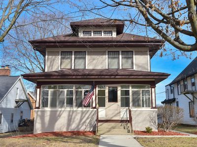 139 North 8th AVENUE