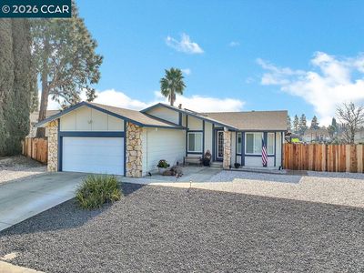924 Burwood Way