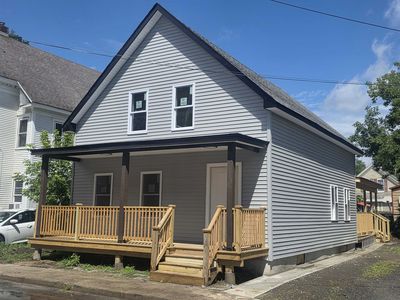 7 Underhill Avenue