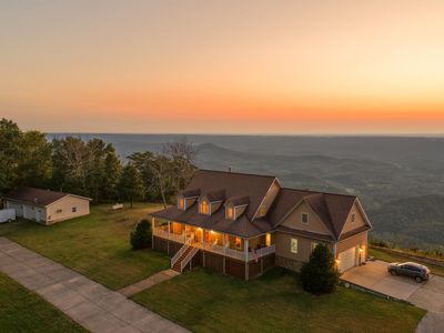 4223 Sunset Dr