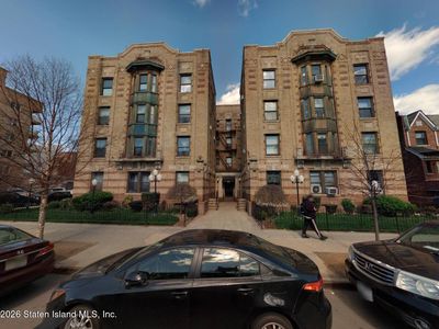 8678 Bay Pkwy