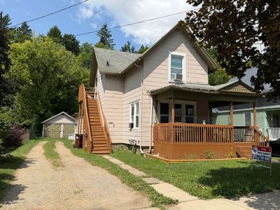 Property at 1004 S Jackson St, Jackson, MI