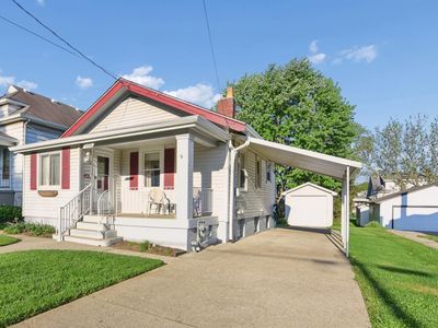 3939 Davis Ave