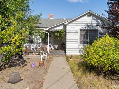 525 6th Avenue