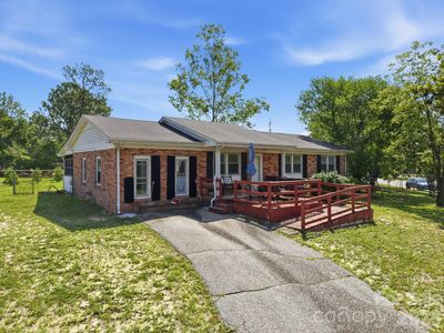 3261 Vardaman Ave