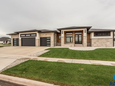 7300 E Gray Eagle Cir