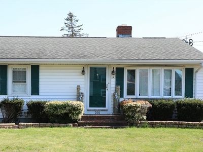200 Seymour St