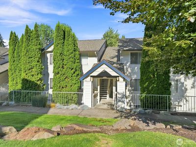 5000 Lake Washington Boulevard NE #D304