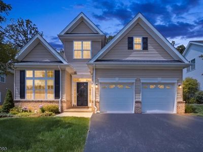27 Harrison Way