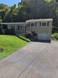 107 McKenna Dr