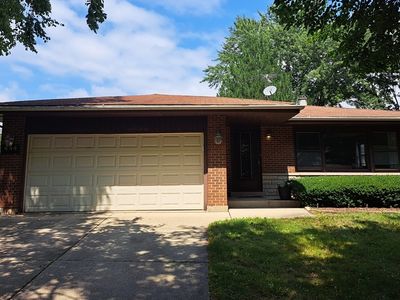 644 Bryn Mawr Ave