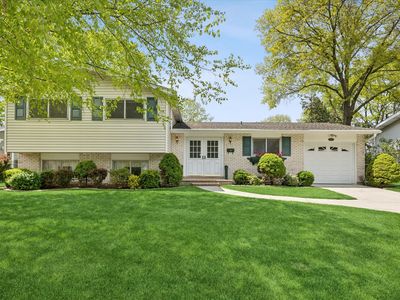 Property at 2406 N Lafayette St, Arlington Heights, IL