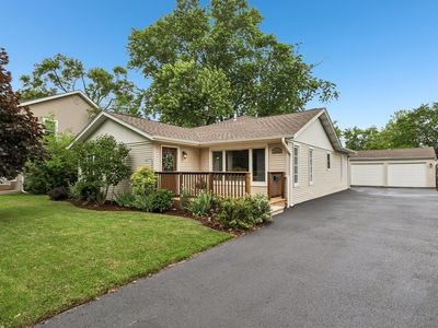 2802 Hawk Ln