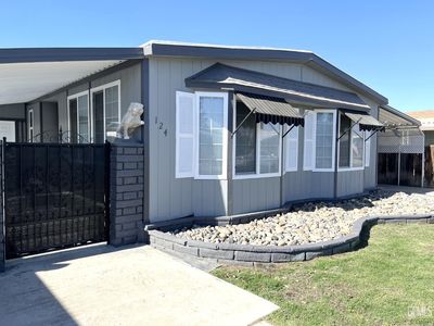 400 E Roberts Ln Spc 124