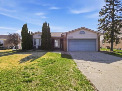 38737 Woodmont Dr
