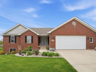 13716 Austin St