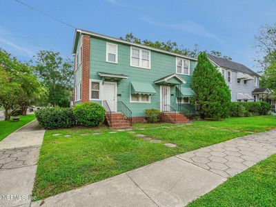 1067 CHERRY Street