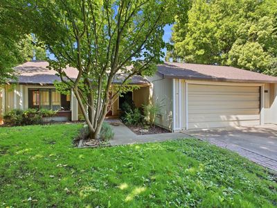 Property at 9169 Falcon Creek Cir, Elk Grove, CA