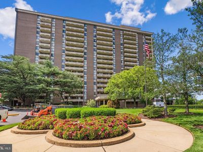 1800 Old Meadow Rd APT 713