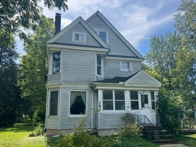 383 W Lorain St