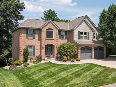 136 Carriage Park Dr
