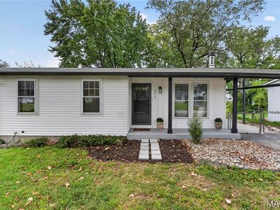 5017 Tulip Tree Ln