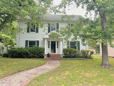 409 N Park Blvd