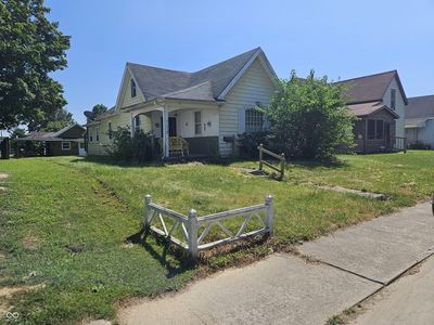 1311 S J St