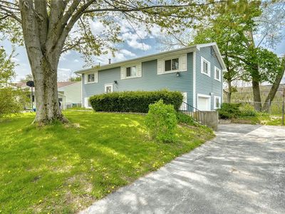 Property at 139 Nevins Rd, Henrietta, NY