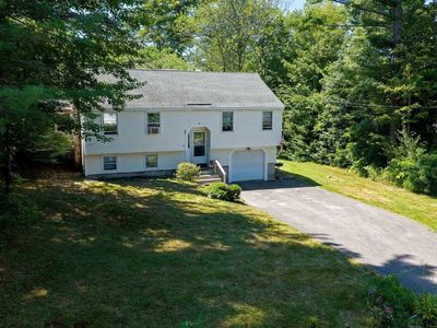 22 Ellen Lane