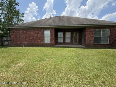 401 Ivy Ct