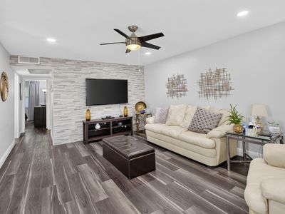 463 MANSFIELD L
