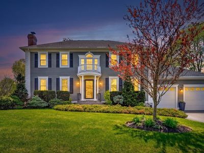 2 Heritage Ln