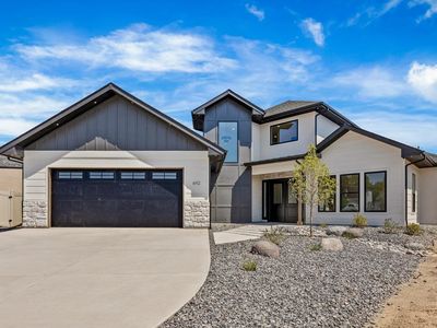 692 Claymore Ct