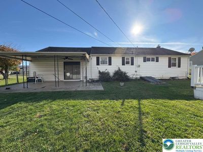 927 Pearl Blvd