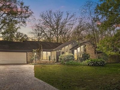 2700 Rhoda Rd