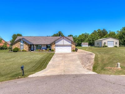 Property at 14457 Autumn Dr, Choctaw, OK
