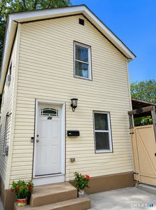 46 Pond Street